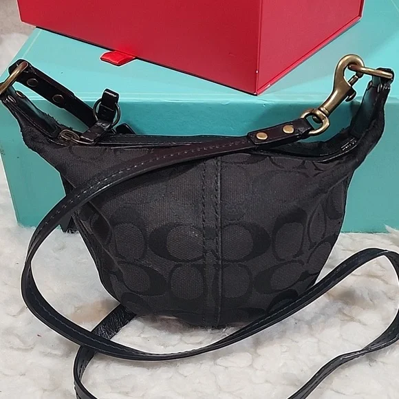 Coach Y2K Signature Mini Crossbody Swingpack Black Jacquard Bag - Picture 5 of 17